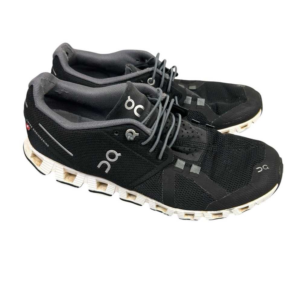 On Running Cloud 5 Black Women US 8.5 / EU 40 Walking Running Tennis Shoes